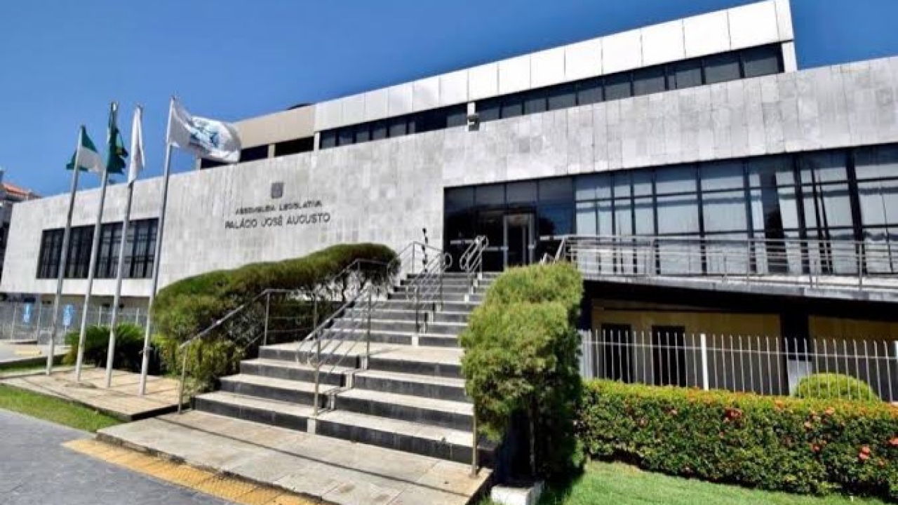 FAERN divulga nota parabenizando deputados por veto à homenagem da ALRN ao MST
