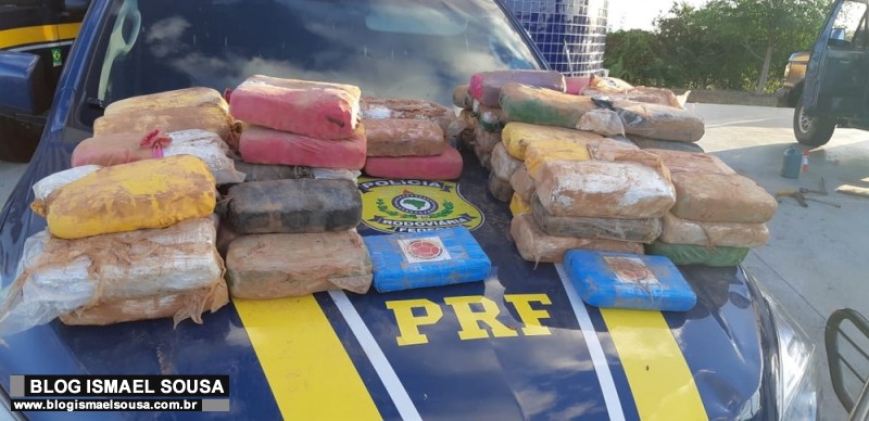PRF apreende mais de 40 kg de drogas em fundo falso de caminhÃ£o em MossorÃ³