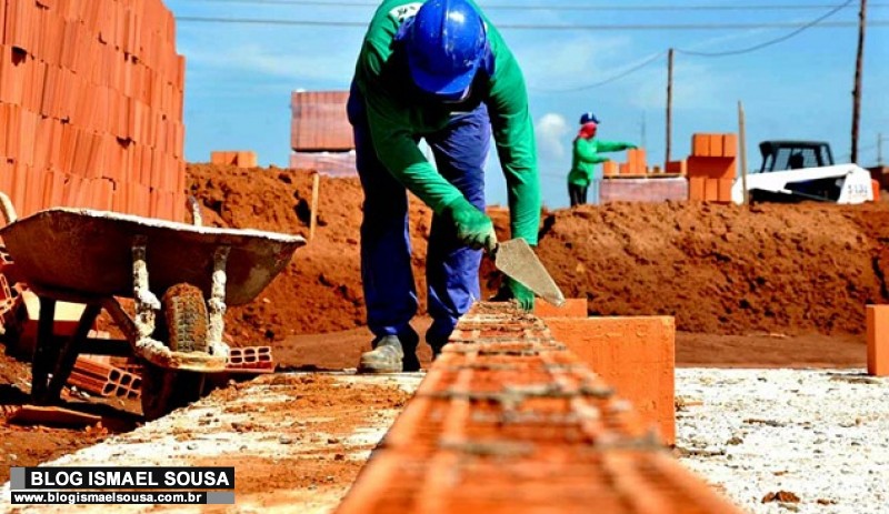 Desemprego cai para 11,9%, mas ainda atinge 12,5 milhÃµes de pessoas