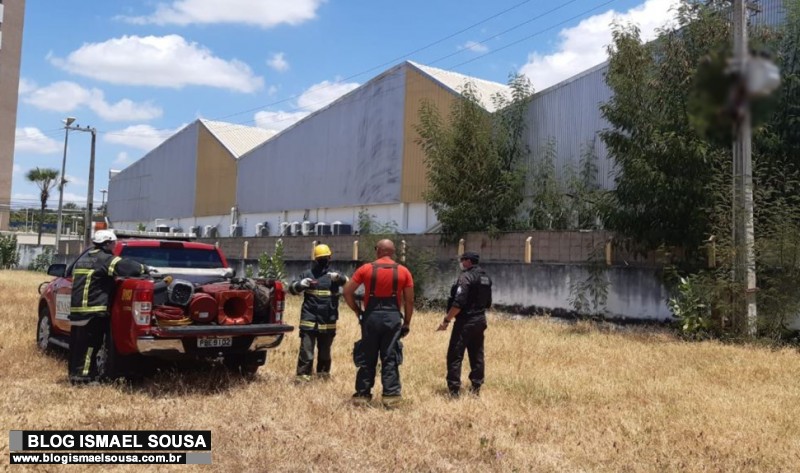 Homem morre eletrocutado ao subir em poste em MossorÃ³