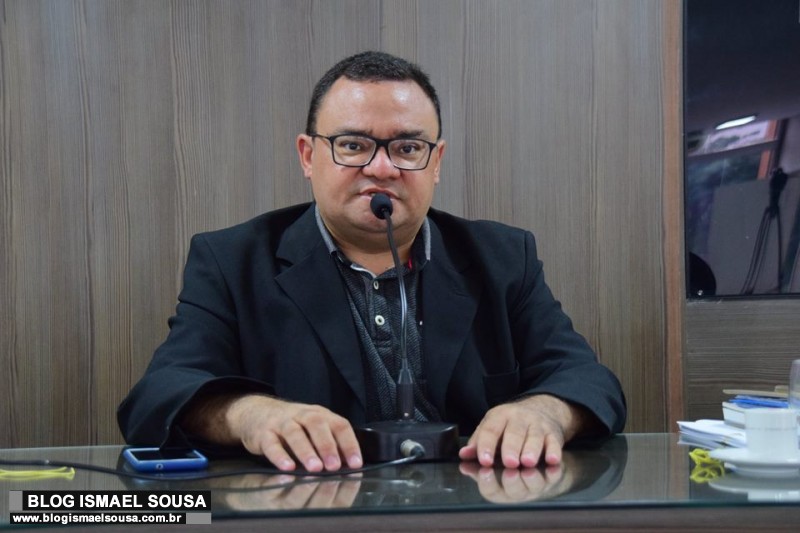 Requerimento de tÃ­tulo de "Persona non grata" foi uma autoria de Rondinelli Carlos, afirma sindicalista