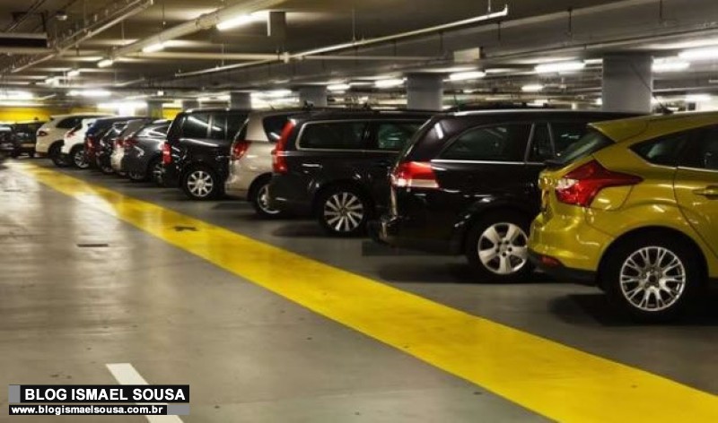 Agentes de trÃ¢nsito tÃªm competÃªncia para atuar em estacionamentos privados