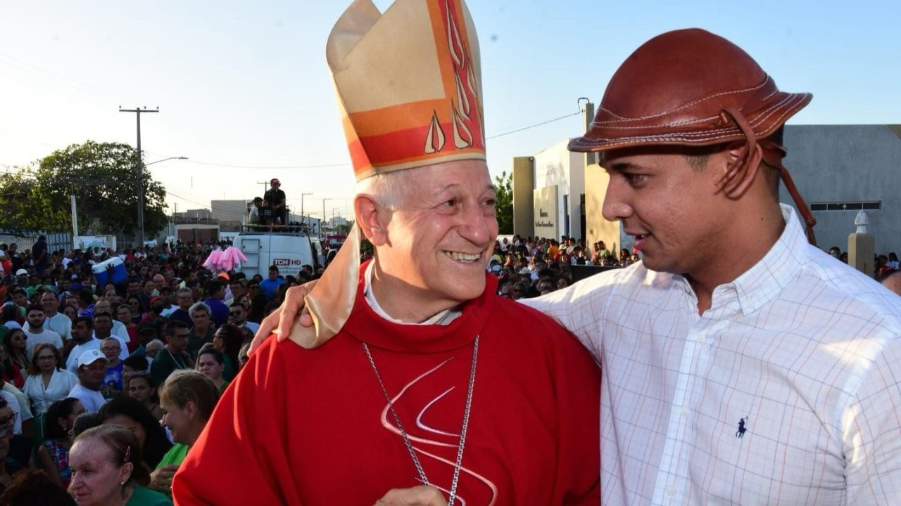 Prefeito Allyson receberá novo bispo da Diocese no Palácio da Resistência dia 17