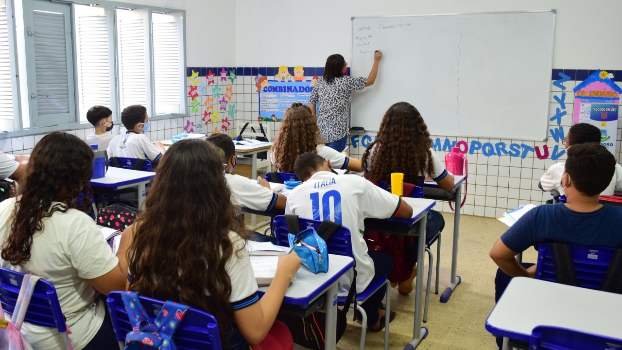 Prefeitura de Mossoró convoca profissionais aprovados em PSS da Educação