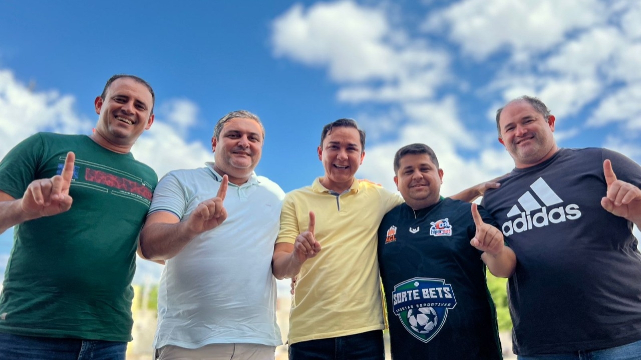 Neilton se reúne com vereadores para discutir construção de um projeto para Apodi em 2024