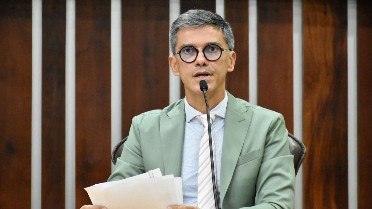 PL do Coronel Azevedo contra o passaporte sanitário é aprovado na CCJ da ALRN