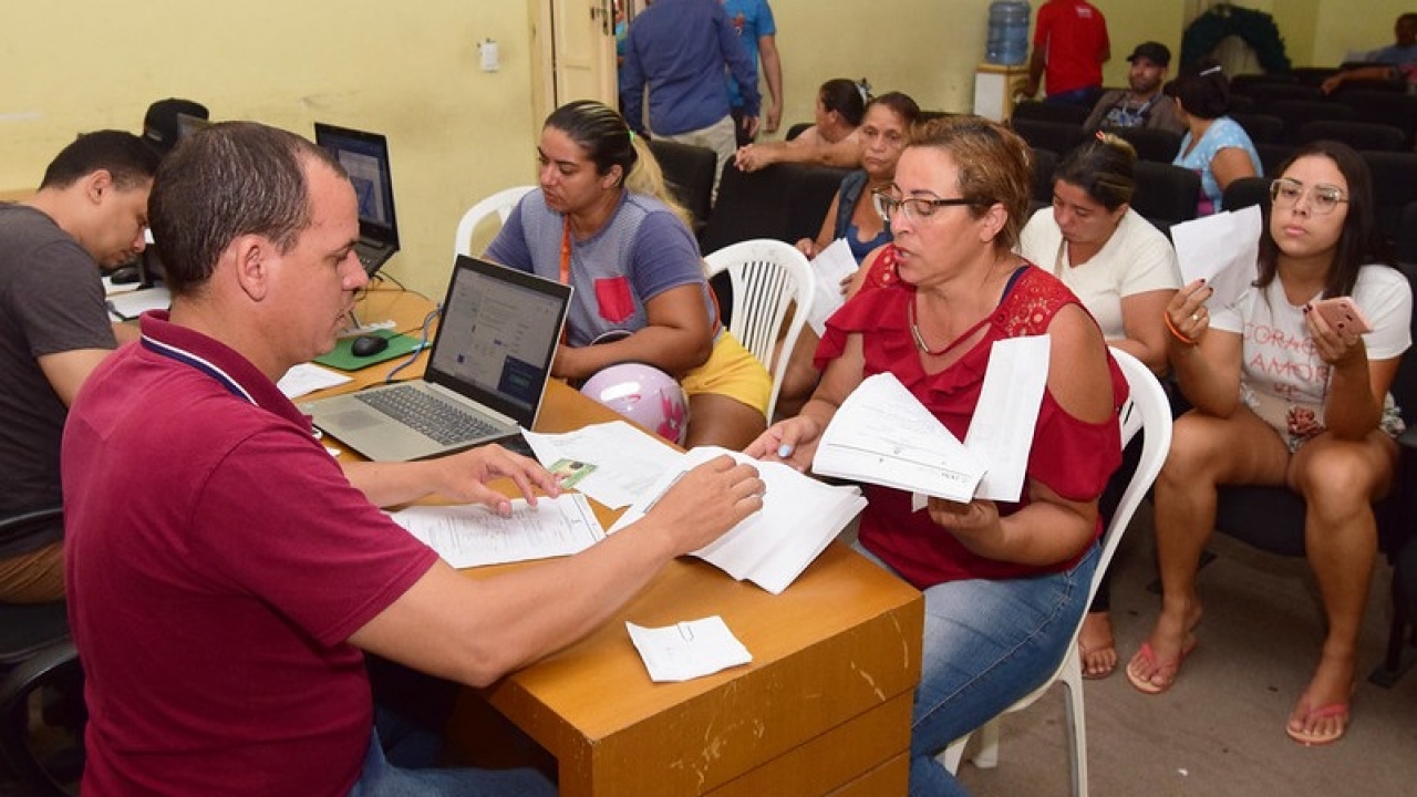 Prefeitura recebe elogios de comerciantes pela organização durante credenciamento para o MCJ 2023