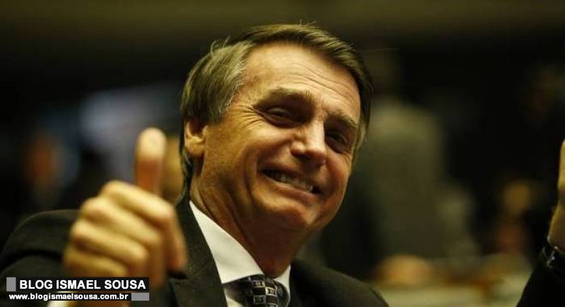 Bolsonaro assina decreto sobre armas na manhÃ£ de terÃ§a-feira