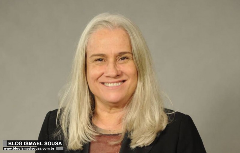 Atriz Vera Holtz sai em defesa da UERN: "todo meu apoio aos alunos e professores"