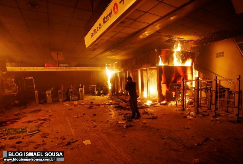 Chile tem madrugada de protestos com toque de recolher e trÃªs mortos