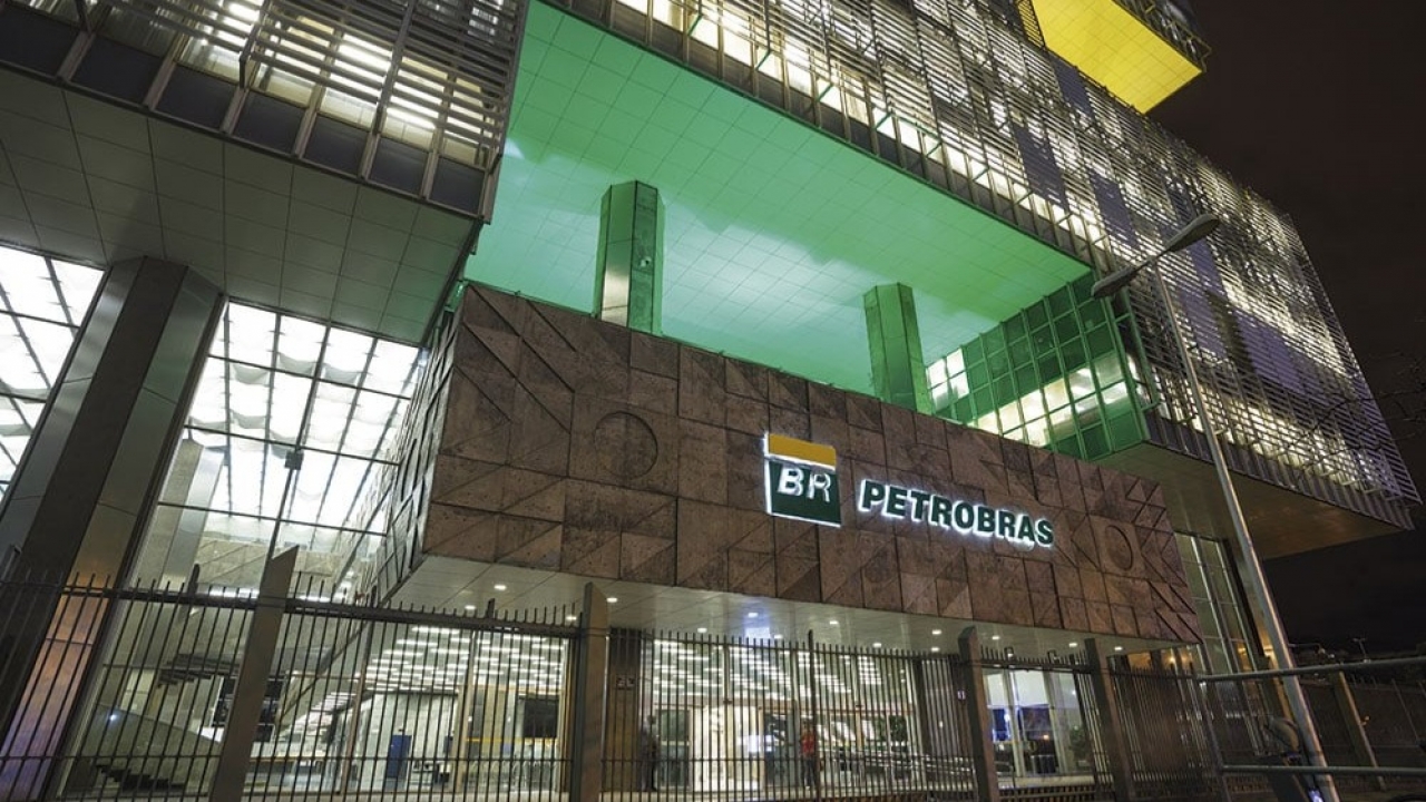 Petrobras anuncia fim da paridade internacional de preços do petróleo
