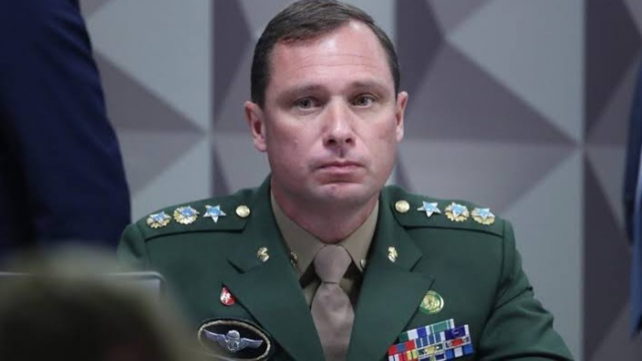 Cid assume culpa de tudo e não faz acusações contra Bolsonaro