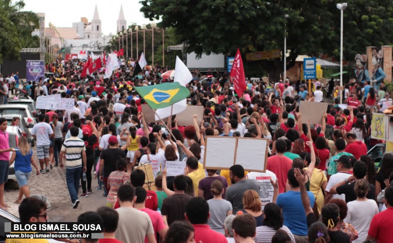 Protesto contra as reformas da PrevidÃªncia e Trabalhista leva milhares Ã s ruas de MossorÃ³