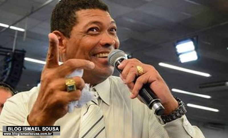 Robinson receberÃ¡ apÃ³stolo Valdemiro Santiago
