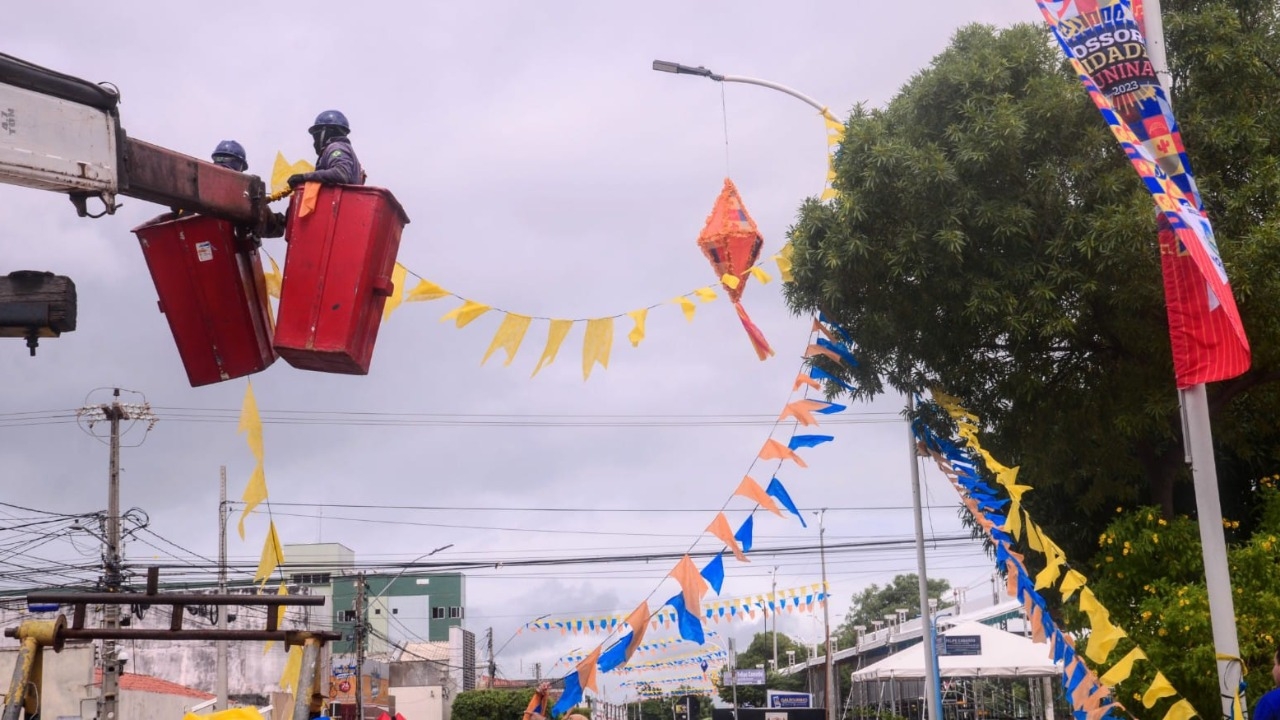 Prefeitura de Mossoró intensifica decoração de avenidas para o MCJ 2023