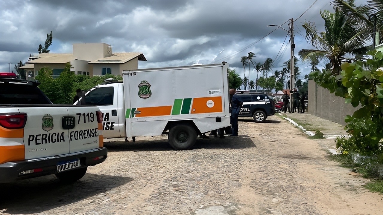 Policial mata 4 colegas em delegacia no Ceará