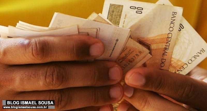 Governo anuncia para sÃ¡bado pagamento de servidores que ganham atÃ© R$ 3 mil