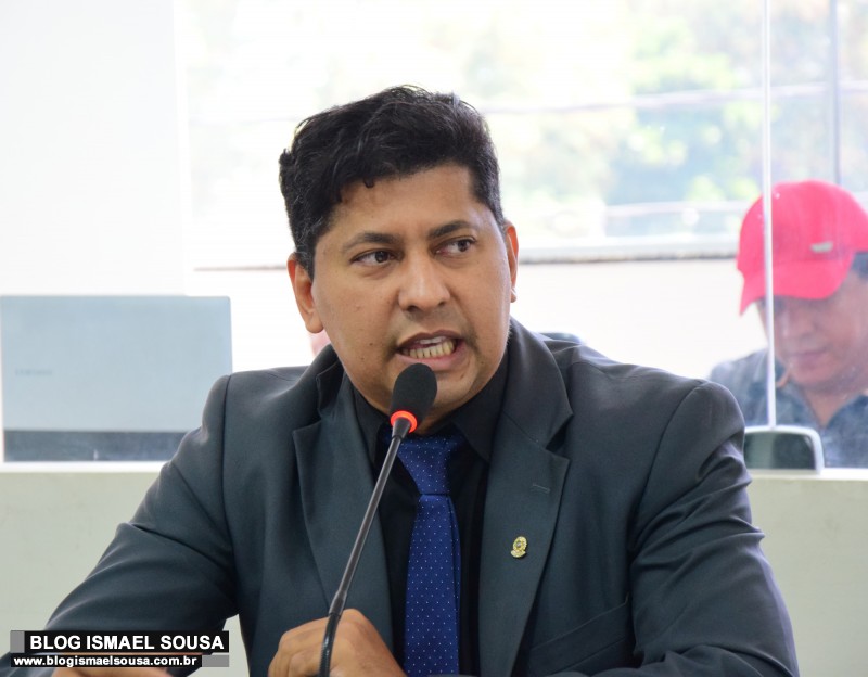 Vereador denuncia atraso no pagamento de terceirizados da Prefeitura de MossorÃ³