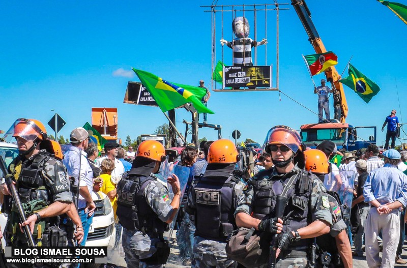 Movimentos se mobilizam para protestar contra decisÃ£o de Marco AurÃ©lio