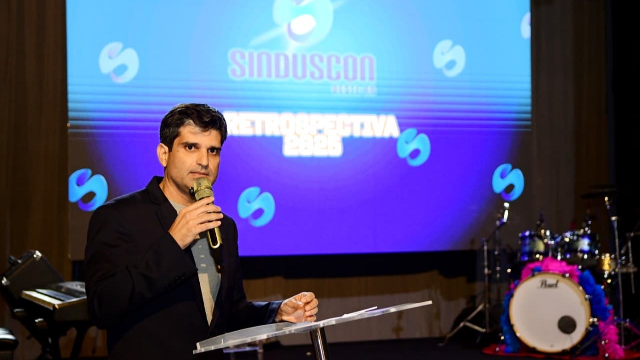 Sinduscon Oeste RN realiza 3ª Assembleia Festiva e celebra conquistas de 2025 com homenagens e projeções para 2026