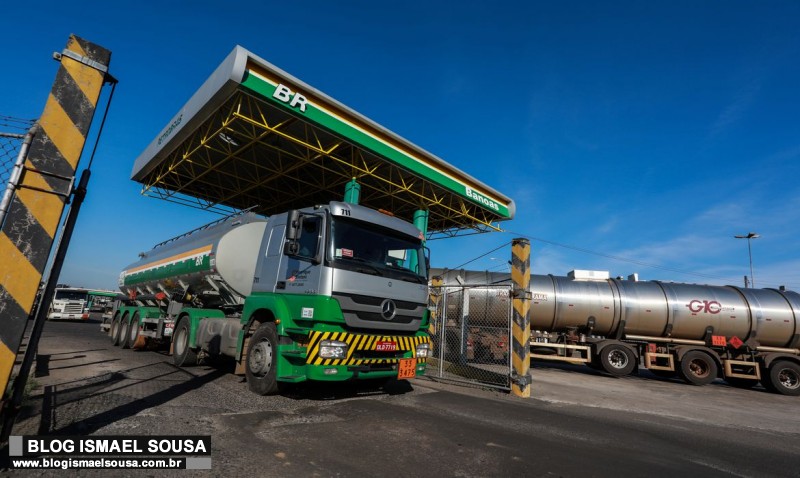 Petrobras anuncia novo aumento da gasolina e do diesel nas refinarias