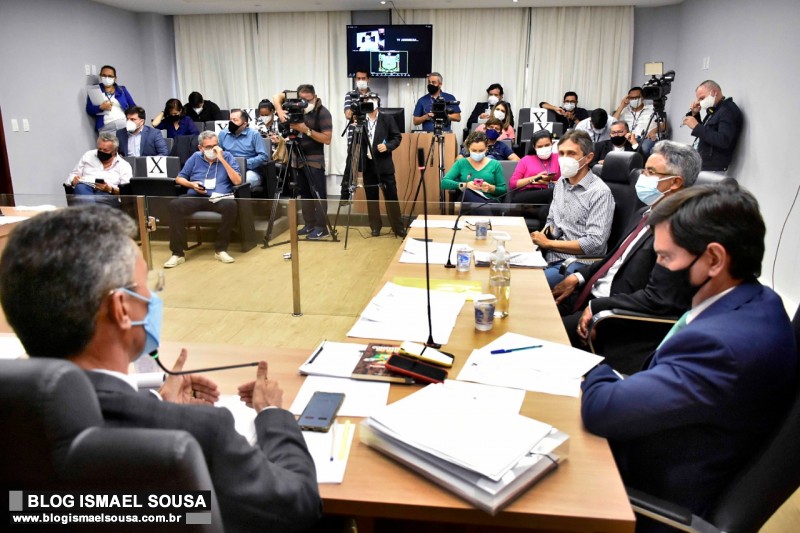 CPI da Covid ouve primeiros convocados sobre compra de EPIs pelo governo Fátima