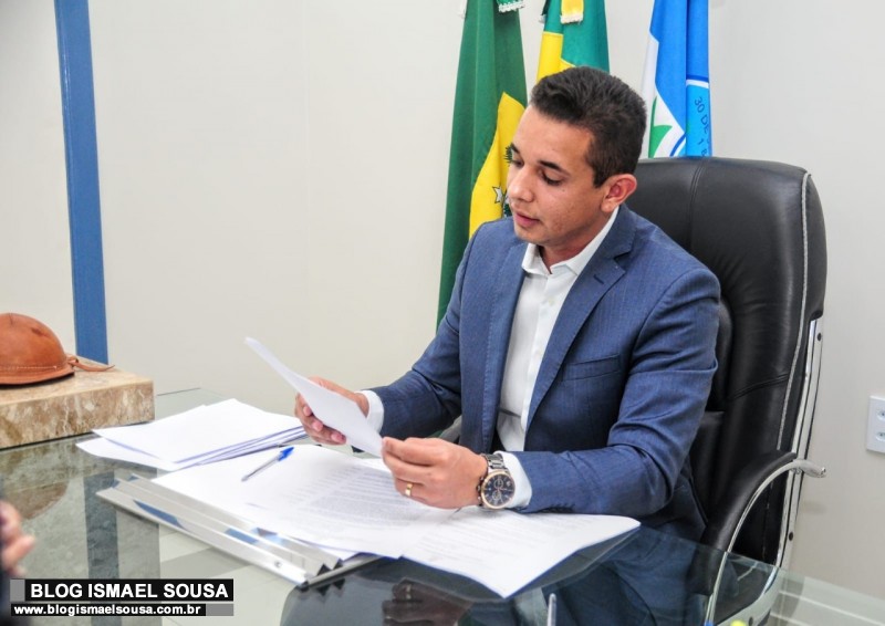 Após pedido de Allyson, vereadores aprovam todos os projetos na Câmara Municipal