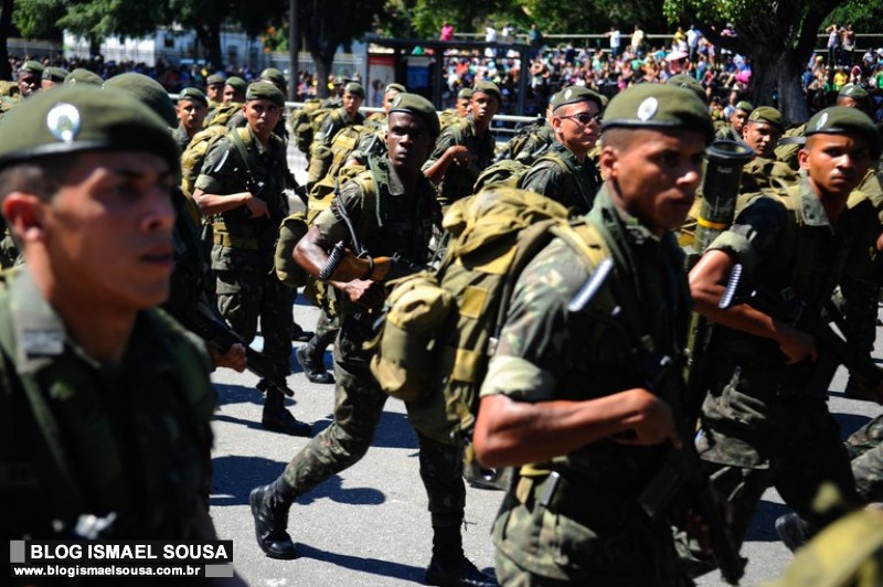 Presidente Michel Temer mantÃ©m tropas do ExÃ©rcito e da Marinha no RN