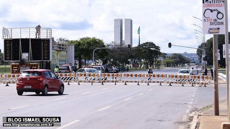 Esplanada dos MinistÃ©rios Ã© isolada para julgamento no STF