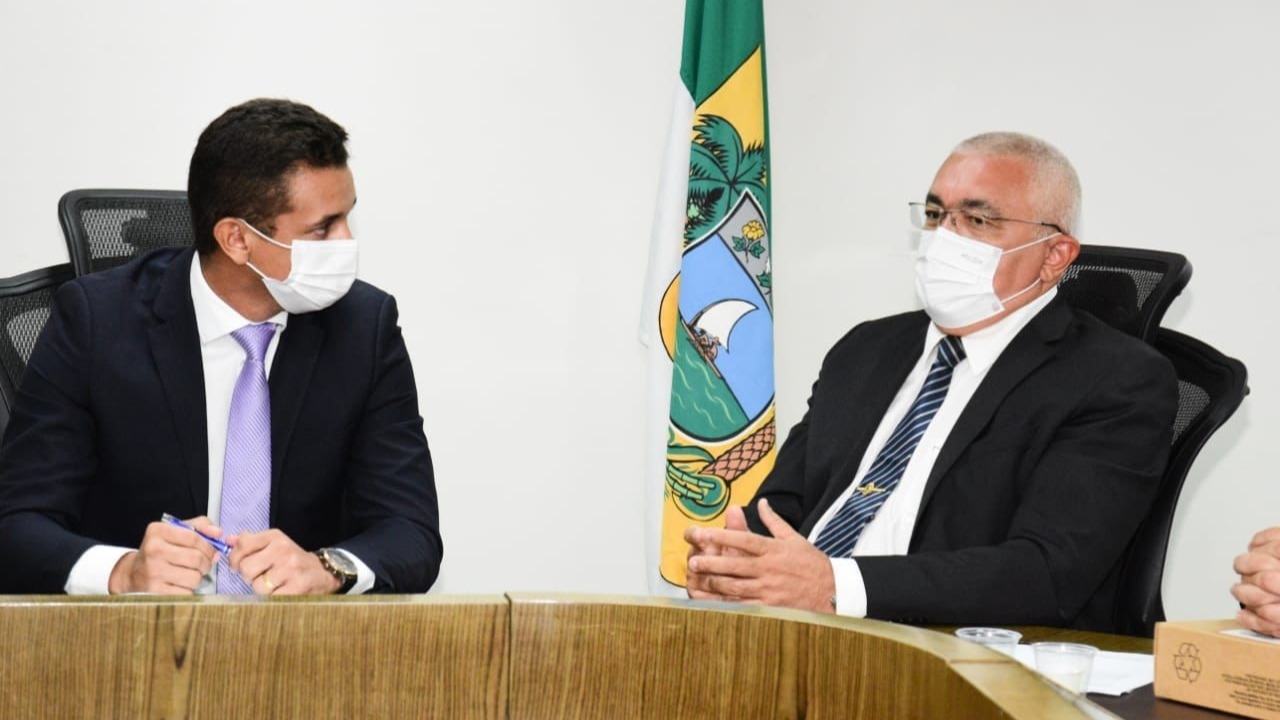 Allyson se reúne com Coronel Araújo para discutir segurança do Mossoró Cidade Junina