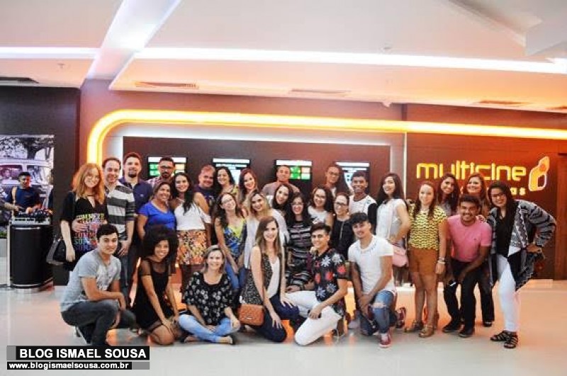 Multicine investe em comodidade e lanÃ§a nova Ã¡rea de convivÃªncia do cinema