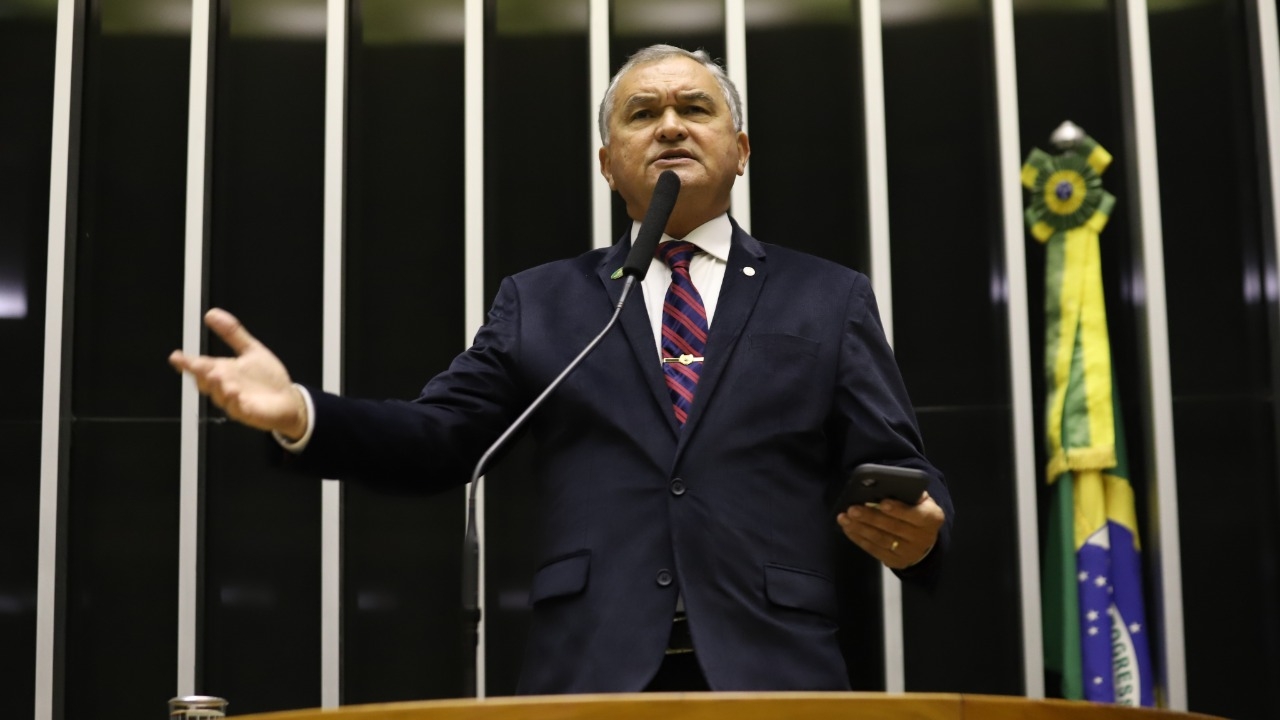 General Girão critica governadora por descaso no HRTM: ‘É muita irresponsabilidade’