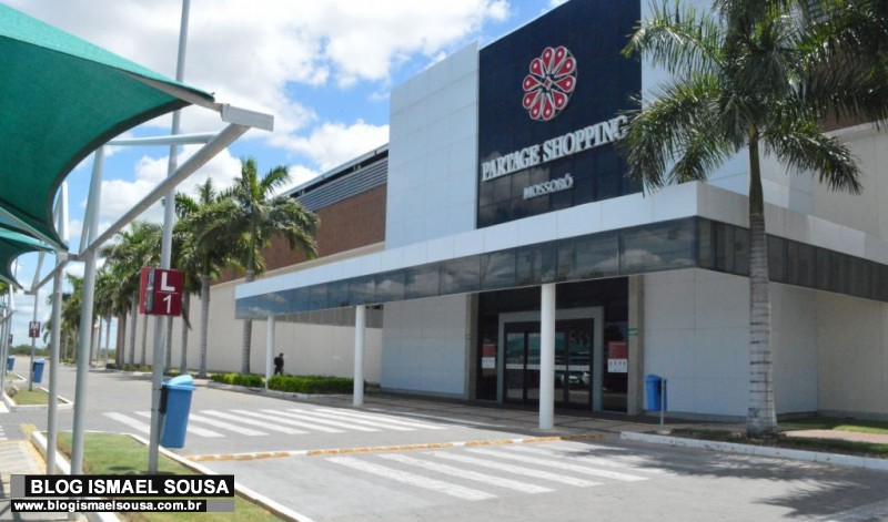 Partage Shopping realiza mega saldÃ£o com descontos de atÃ© 70%