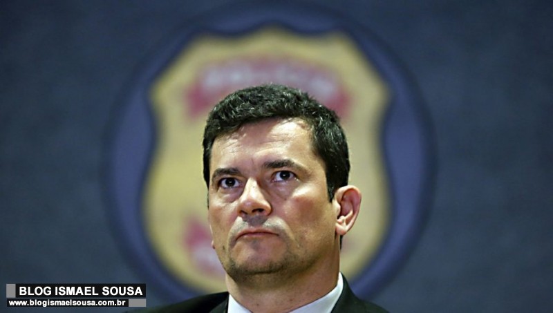 A "bomba" que Moro ia soltar contra Bolsonaro nÃ£o passou de uma bombinha de SÃ£o JoÃ£o