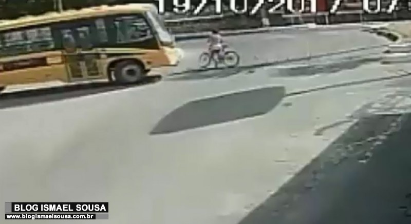 Prefeitura de MossorÃ³ emite nota sobre acidente fatal envolvendo Ã´nibus escolar e ciclista