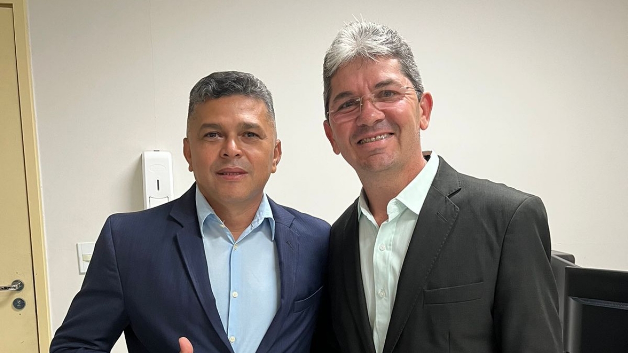 Tony Cabelos e Ozaniel foram diplomados pelo TRE na manhã desta sexta