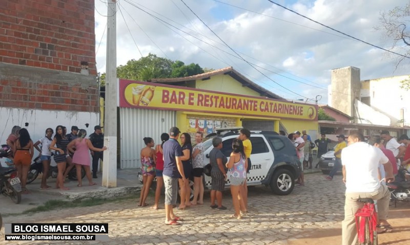Homem Ã© morto a tiros em bar a poucos metros do 2Âº BatalhÃ£o em MossorÃ³