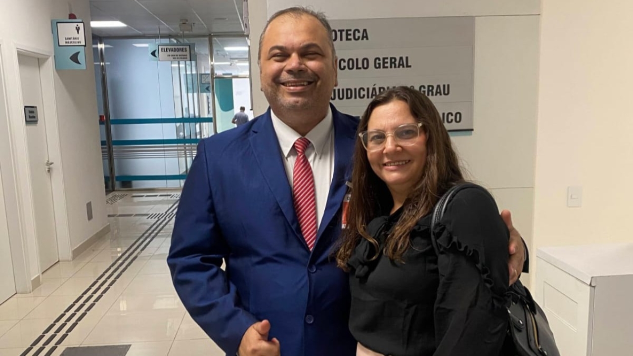 Vice renuncia e candidata coloca marido na chapa à prefeitura de Mossoró