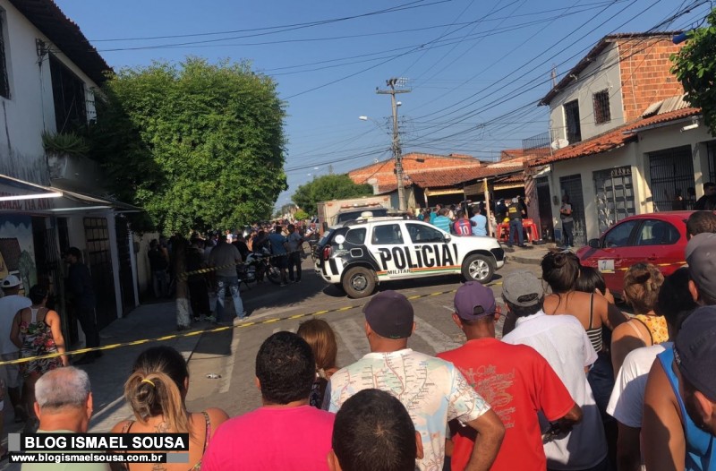 TrÃªs policiais sÃ£o executados a tiros em Fortaleza-CE