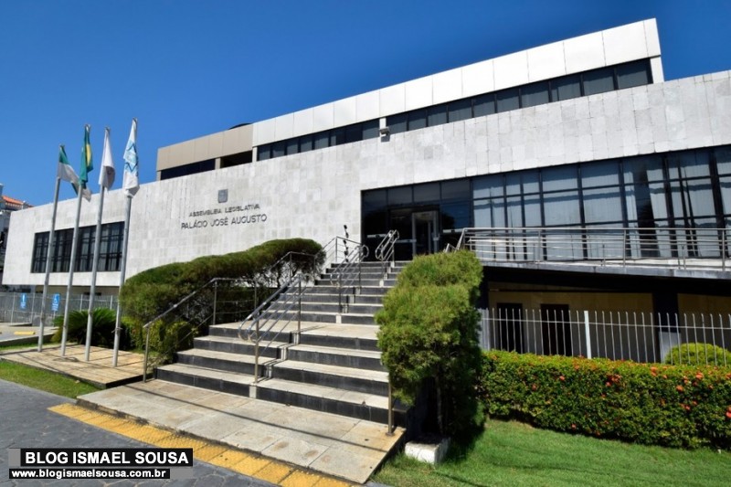 Donos de empresa que realizou contrato com o Consórcio NE, gerando calote de R$ 48 mi, ficam em silêncio na CPI da Covid