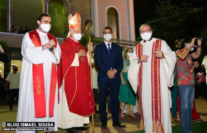 ApÃ³s ausÃªncia em procissÃ£o, Allyson diz que mantÃ©m diÃ¡logo com igreja catÃ³lica