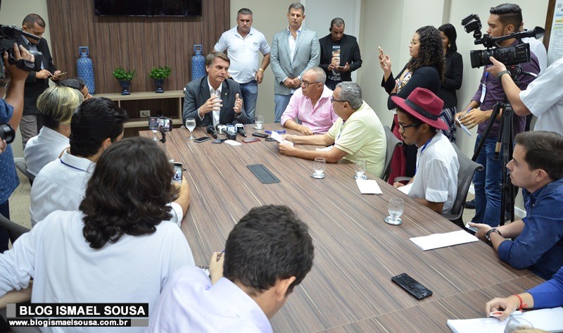 Bolsonaro afirma na FIERN que vai reduzir o nÃºmero de ministÃ©rios para 15