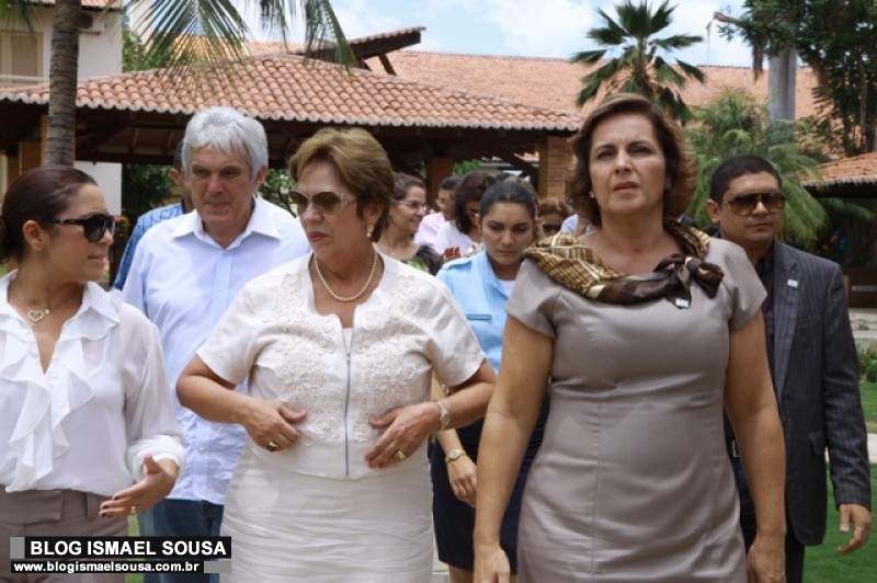 Rosalba vira rÃ© por utilizaÃ§Ã£o indevida de aviÃ£o do Estado na campanha de Claudia Regina