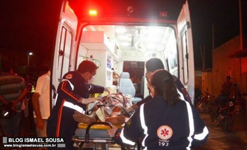 Homem Ã© baleado em via pÃºblica e morre quando recebia atendimento do Samu no Santa Delmira