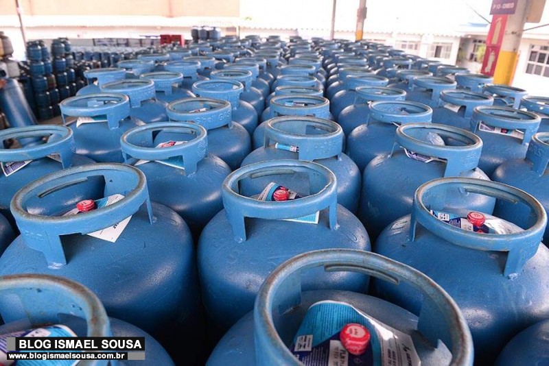 Distribuidoras reajustam preço do gás de cozinha em 7%