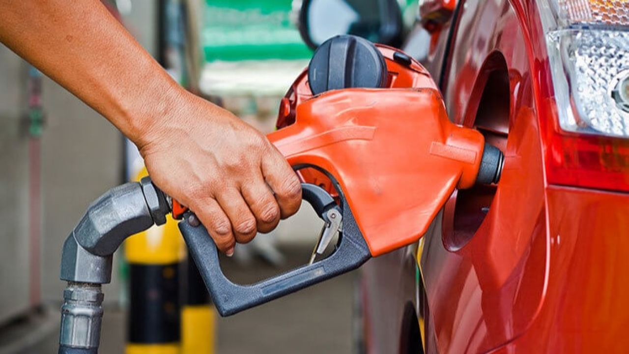 Petrobras anuncia terceira redução da gasolina em um mês