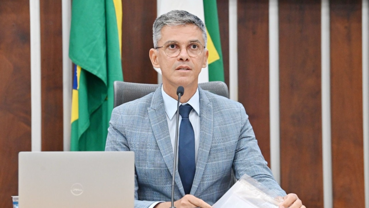 Deputado Coronel Azevedo comemora volta de América e Abc com duas torcidas