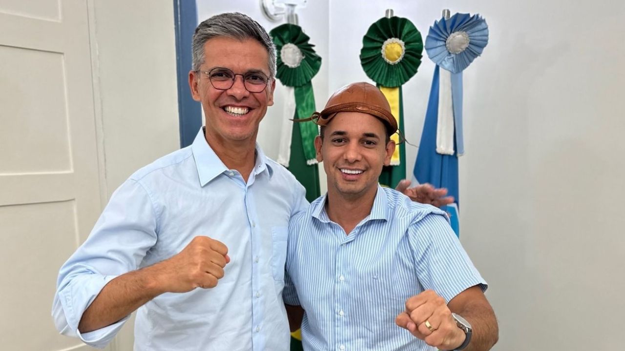 Coronel Azevedo anuncia meio milhão para reforma do Estádio Nogueirão