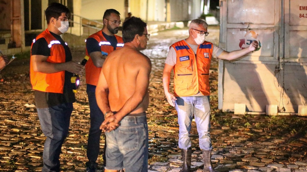 Defesa Civil monitora pontos críticos após chuva forte em Mossoró
