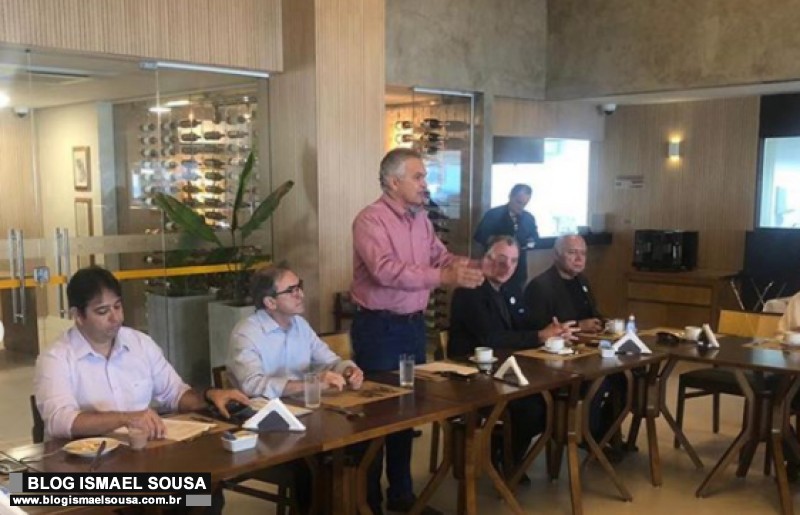 GirÃ£o apresenta propostas do Governo Bolsonaro em encontro com representares do Setor de Turismo